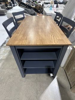 ⭐️5pc Counter Height Dining Set⭐️