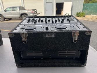 Tascam CD-X1700 Dual CD Player + Numark C3USB Mixer w/ DJ Road Case