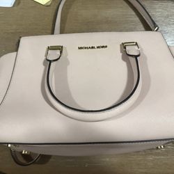 Michael Kors Selma Medium Satchel – Genuine Leather – Like New – $75