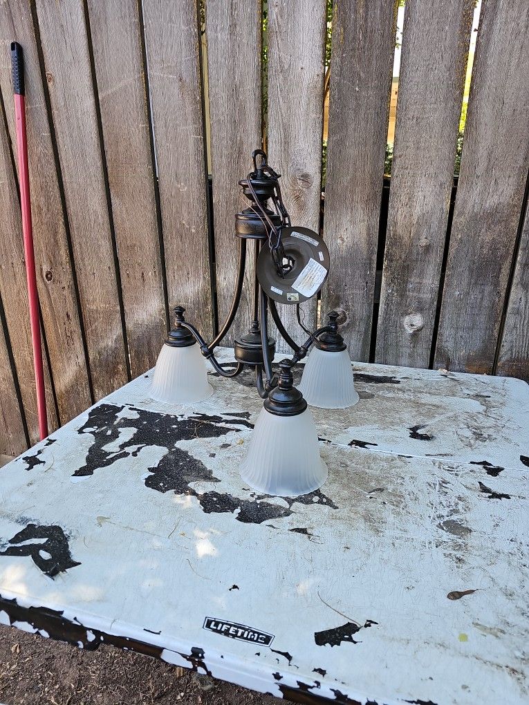 Like New Condition Chandelier