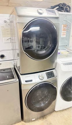 Washer and gas dryer