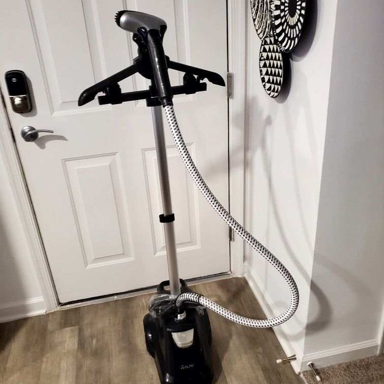 Full-Size Garment Steamer with Foot Pedals and Extra Large 3L Water Tank