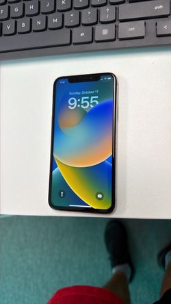 Unlocked iPhone X 256GB good shape