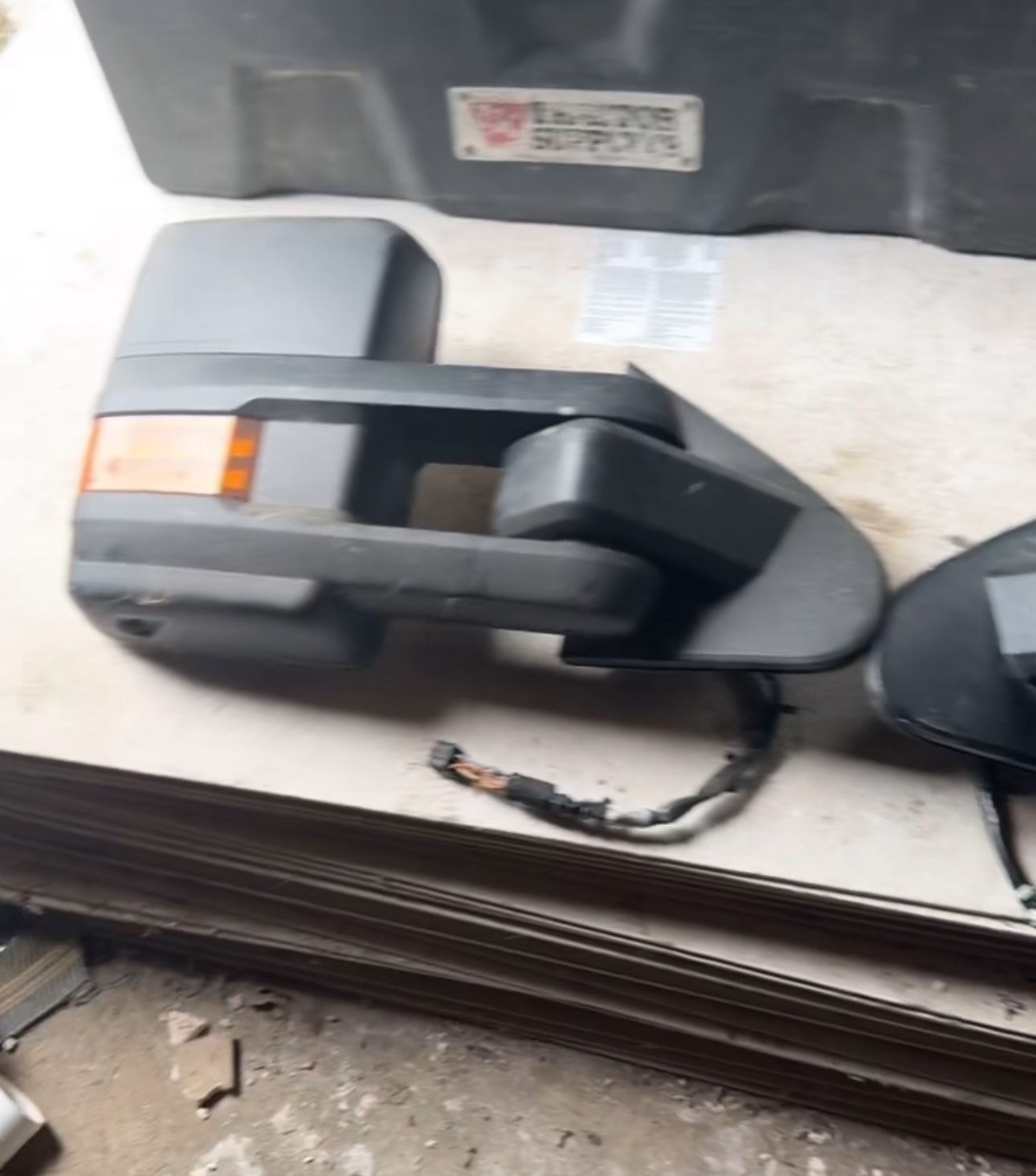 Tow Mirrors For Gm