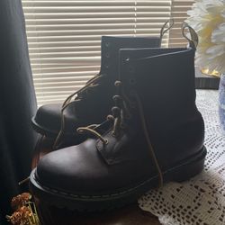 Dr Martens Women’s Boots