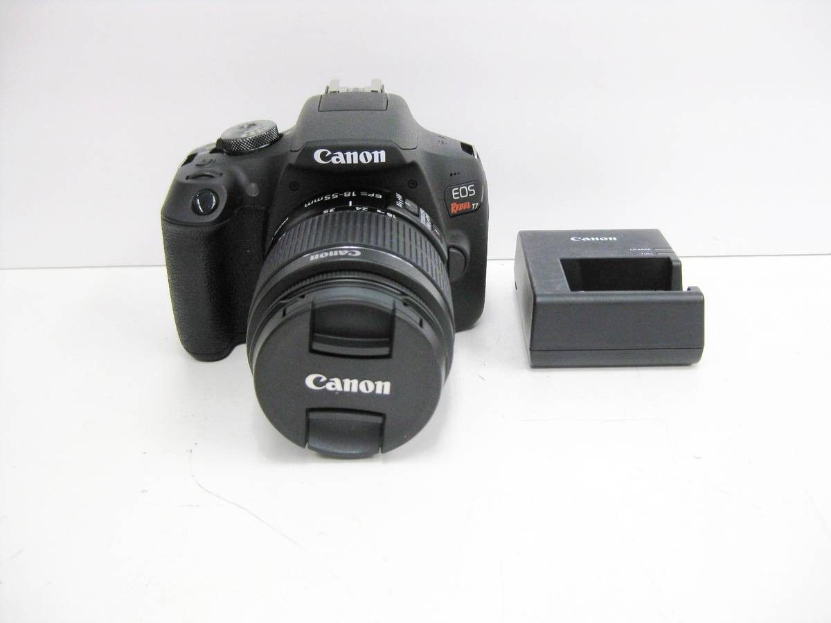 Canon T7 Digital SLR Camera w/ 18-55mm IS Lens 393 Shutters