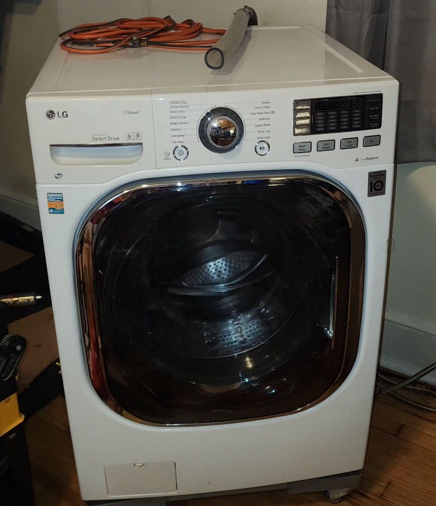 2015 - 2016 LG ALL IN ONE WASHER/DRYER