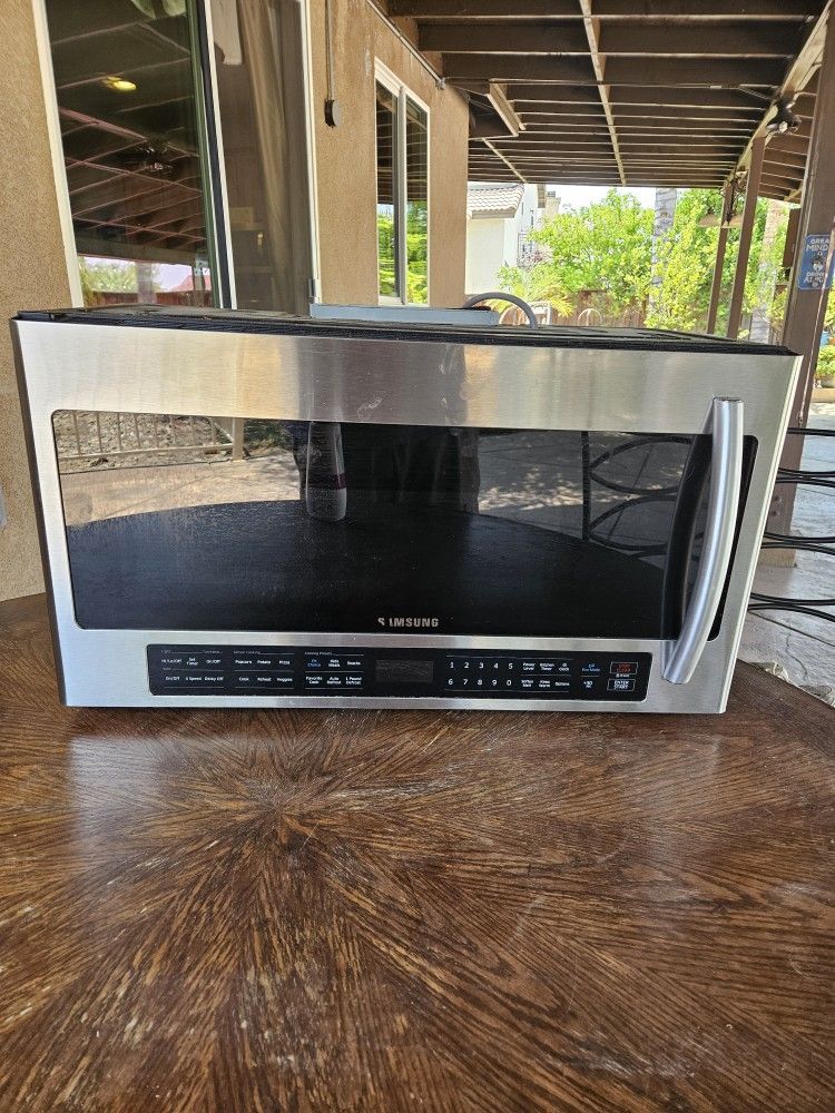 Microwave
