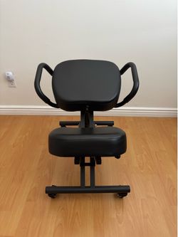 Ergonomic Kneeling Chair