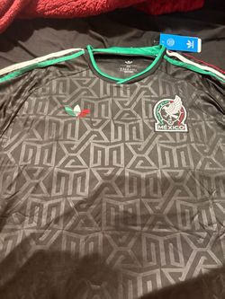 Jersey de la selecion mexicana negra size 6xl
