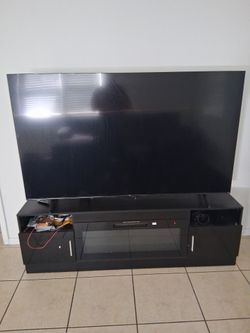 75 ' TCL with Roku plus