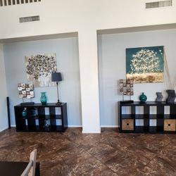 Shelving Units With Art