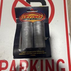 NOS GT DYNO Bmx “Dig-it”Pegs 