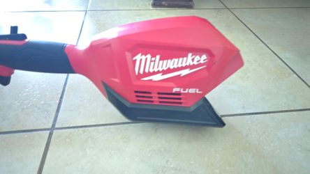 Milwaukee M18 FUEL String Trimmer power head