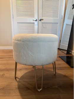 Vanity stool chair