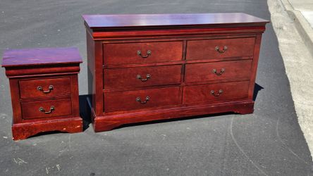Dresser & nightstand $60 for both