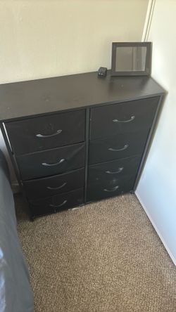 Cloth dresser