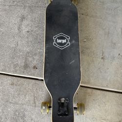 42 Inch Amrgot Skateboard