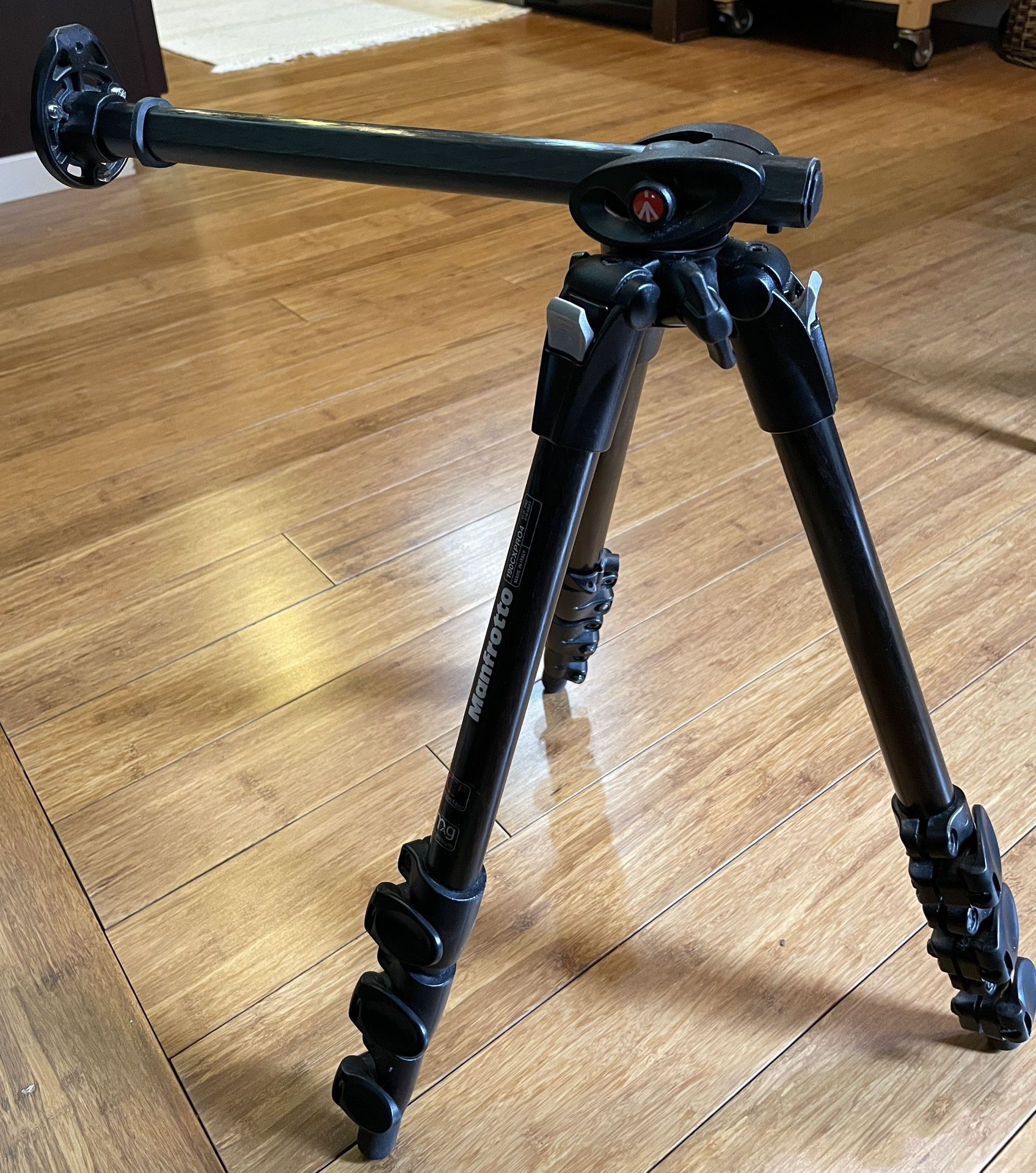 Manfrotto 190CXPRO4 - 4 Section Tripod w/Horizontal Center Column