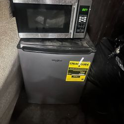 Mini Fridge & Microwave 