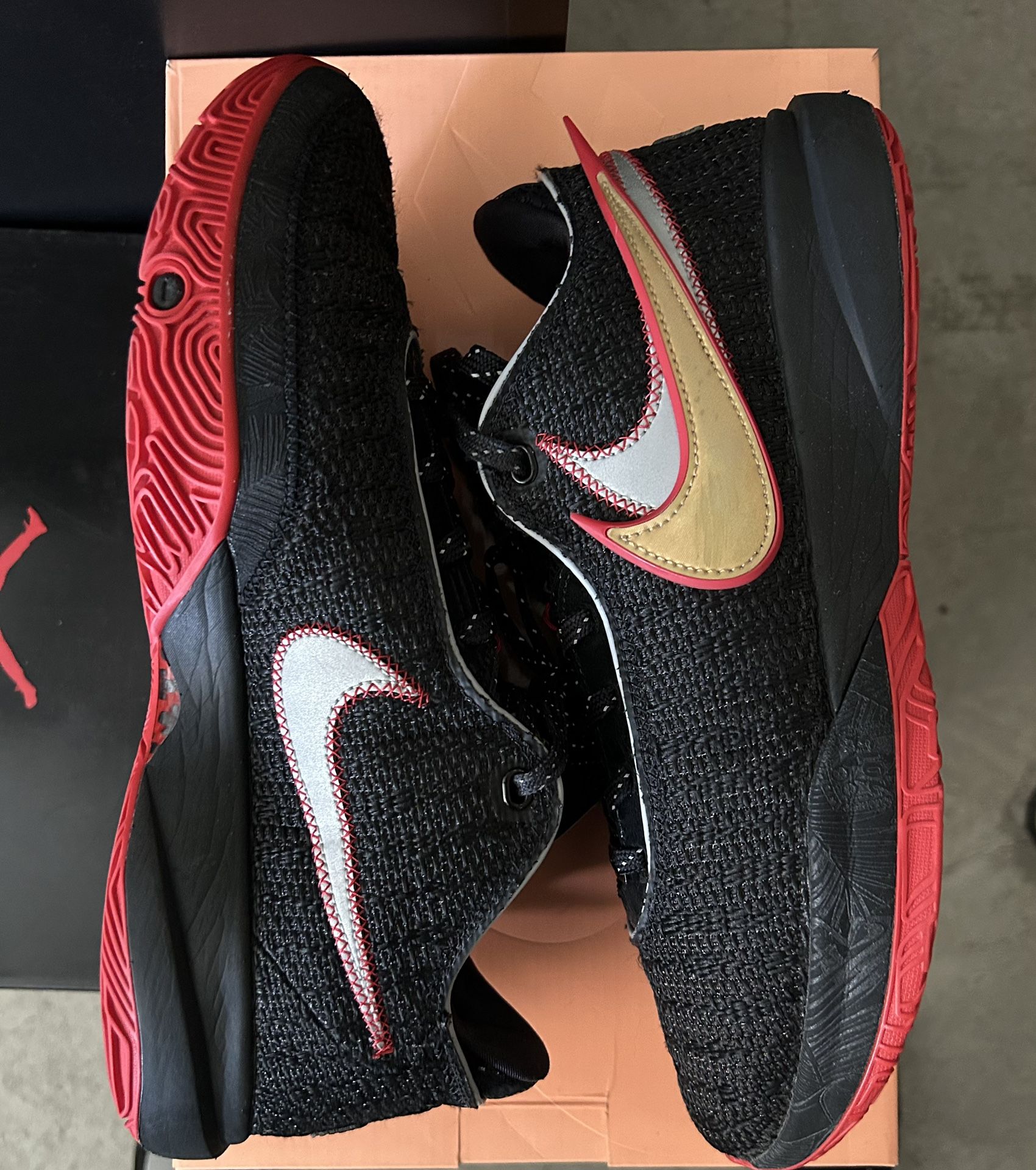 Nike LeBron 20 ‘Heat’