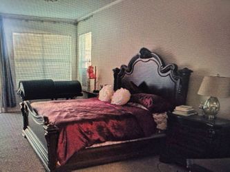 FREE Dark Wood Ornate King Bed Set