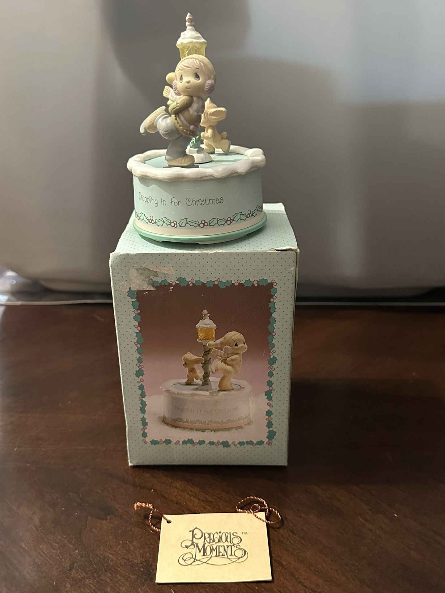 Precious moments enesco 1990 dropping in for Christmas mini action musical