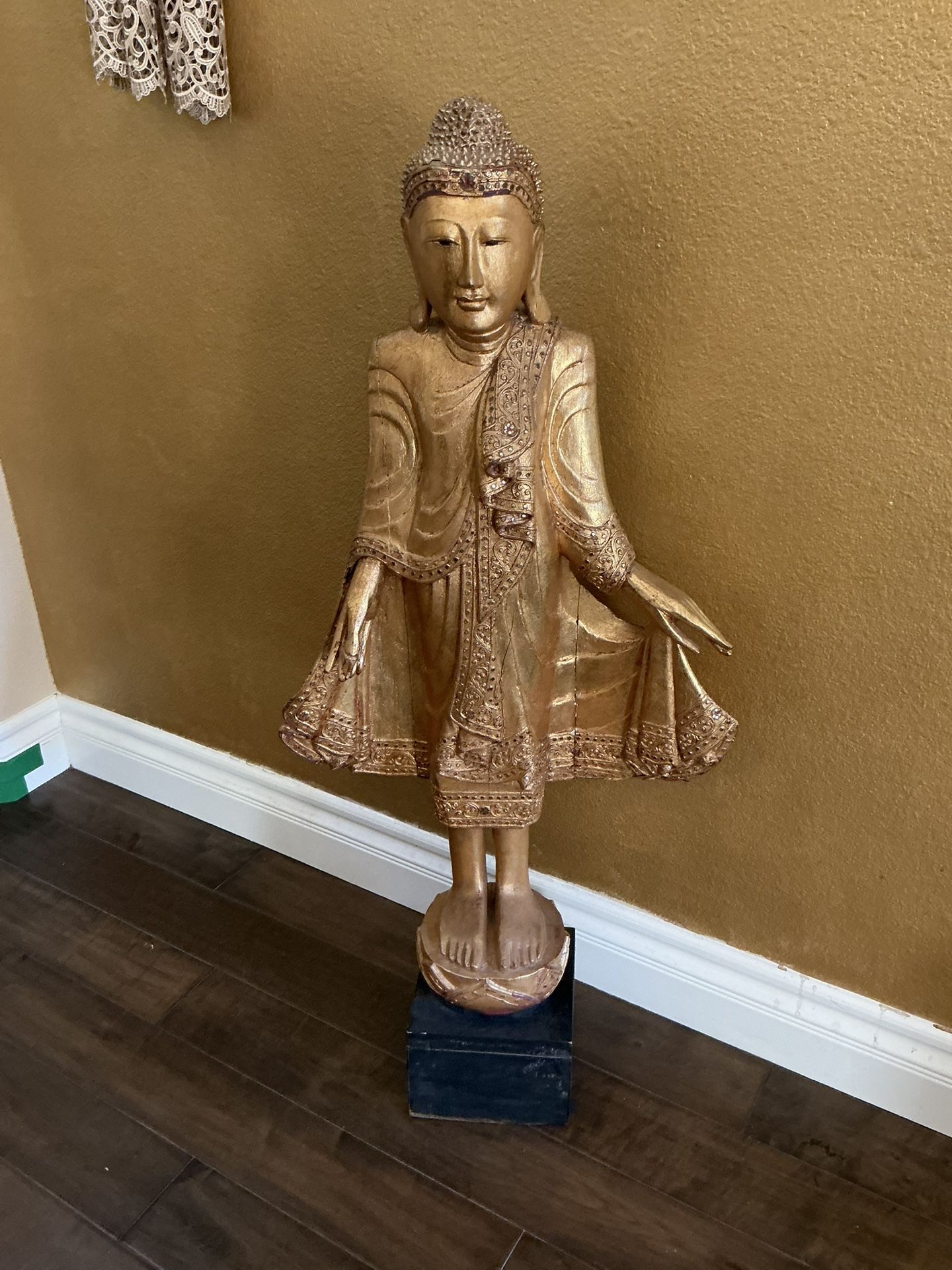 Buddha Statue ; 3.5’ Traditional With Pedestal