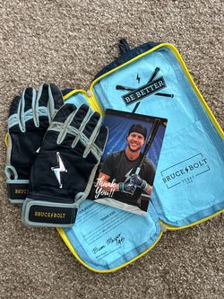 Batting gloves