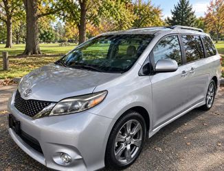 2017 Toyota Sienna