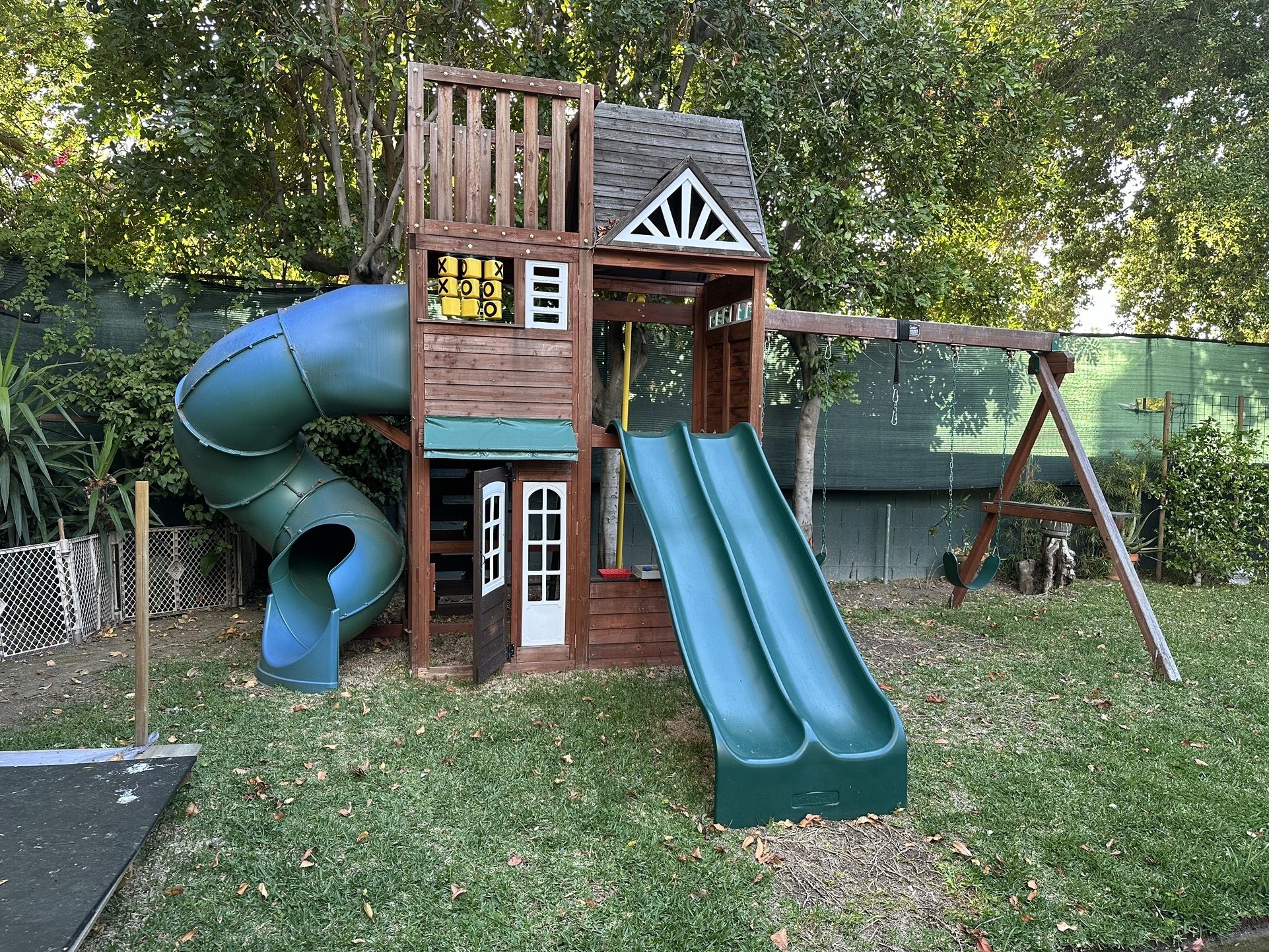 Playset / swing set -