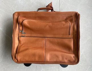 PIEL Leather Rolling Garment Bag – NEW/NEVER USED – Stored since purchase.