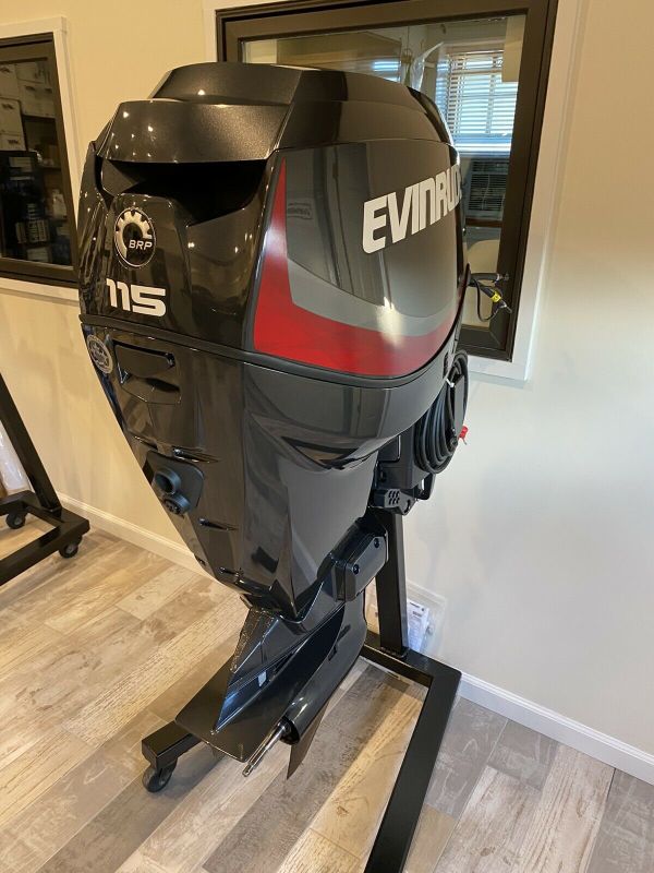 Evinrude 115 20 Outboard Boat Engine Motor 2020 for Sale in Taylor 