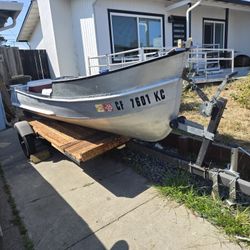12' Aluminum Boat And Trailer. 