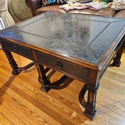 Coffee Table , Theodore Anthony Expandable 
