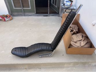 Vintage Harley Davidson king and queen seat with sissybar