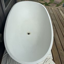 Free Standing Acrylic Bathtub With Center Drain
