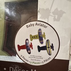 Baby Aviator wall decor By lambs And Ivy