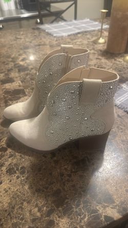 Women’s Cowboy Boots Sz 8.5