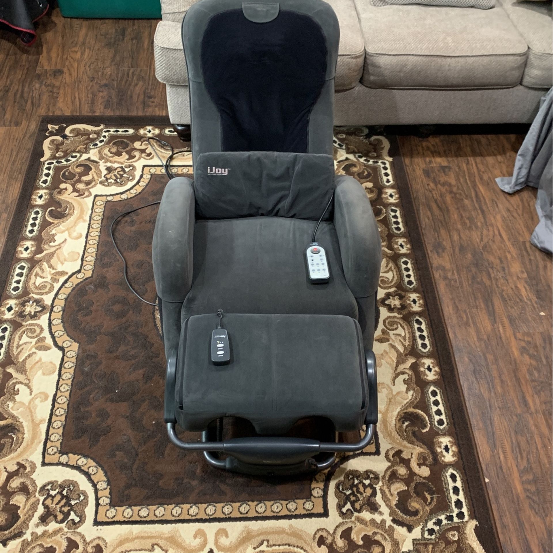iJoy Massage Chair And Foot Massager/ottoman