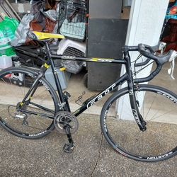 Nice road bike for a cell