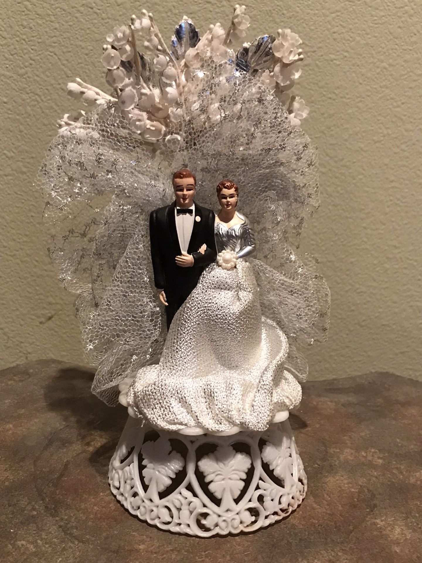 Vintage Wedding Cake Topper