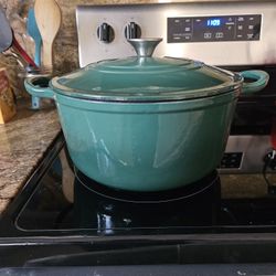 Crofton 6 Quart Dutch Oven