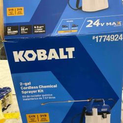 Kobalt 2-gallon cordless chemical sprayer kit 