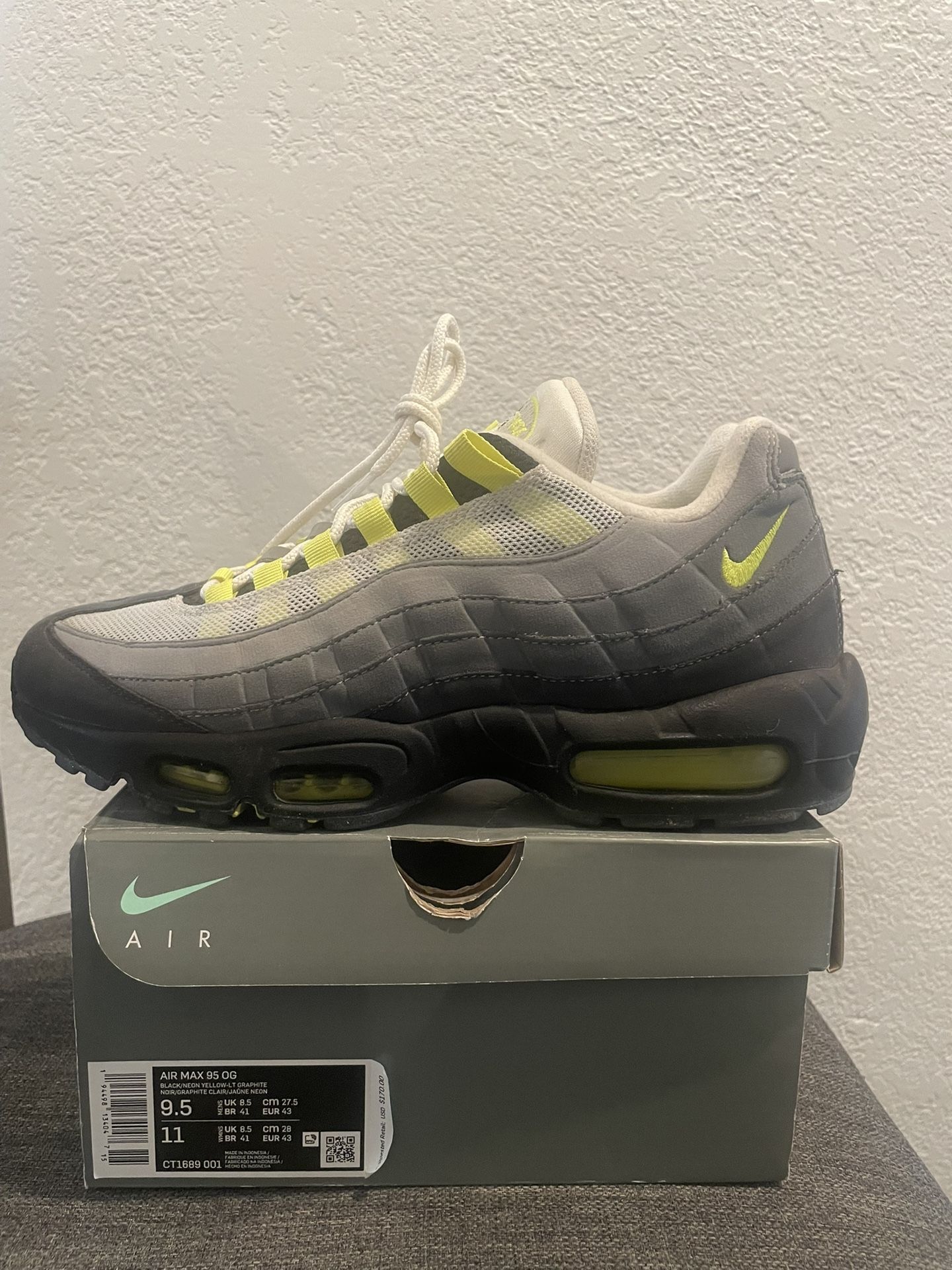 Air Max 95 Neon Size 9.5