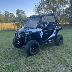 2018 Polaris Razor 900