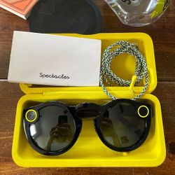 Snapchat Spectacles NEVER USED
