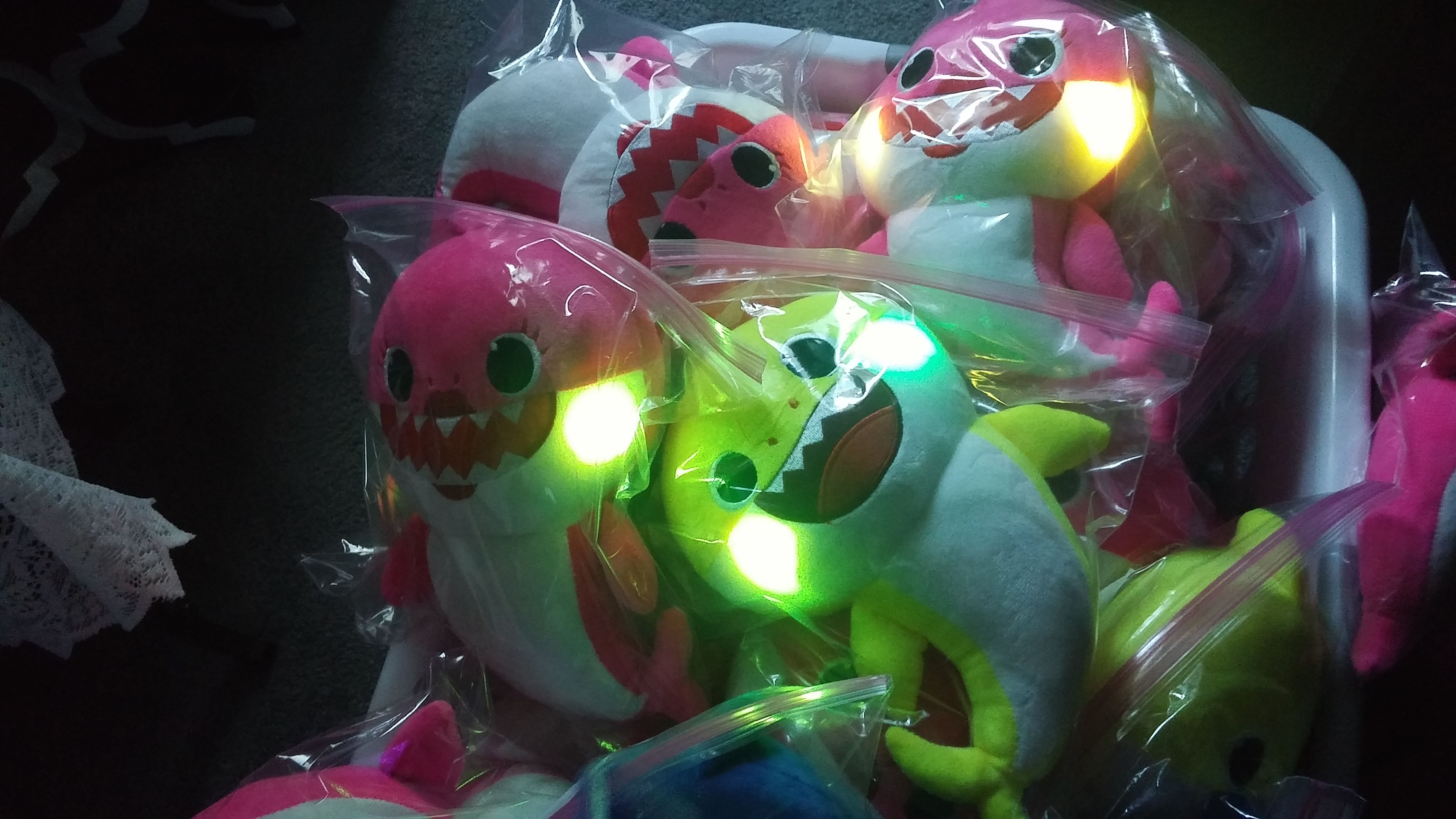 $15 each !!! 59th Ave & Peoria Area -NEW Baby Shark Plush toy plays Baby Shark & Cheeks Light up !