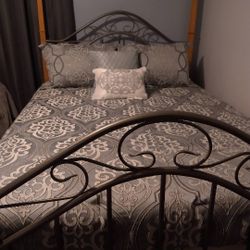 Bed Set With Frame Complete
