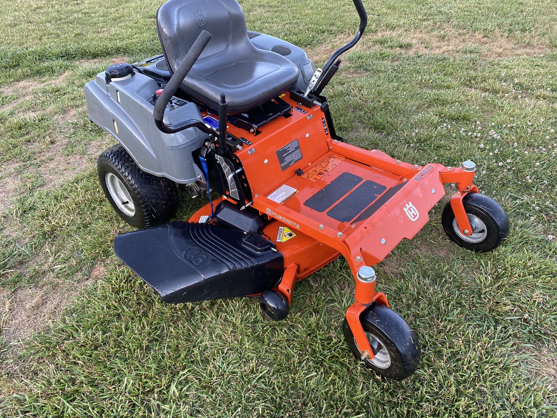 Husqvarna Rz2346 Zero Turn Mower